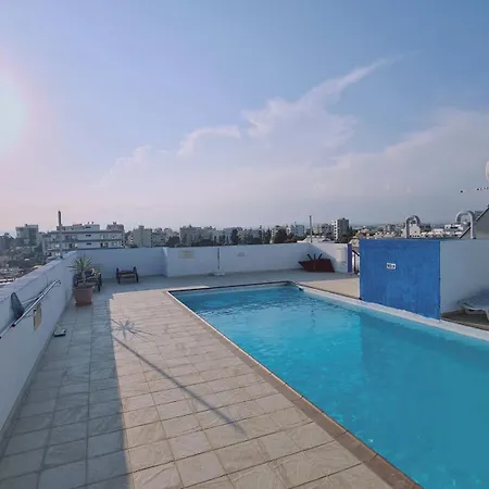 アパート Suncity *